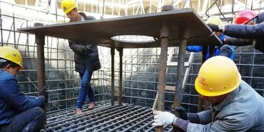 Diseño de Aislación Sísmica de Base en Alto Hospicio: Protección Estructural en Zona 3